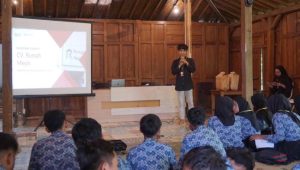 Keuntungan kunjungan industri di sekolah